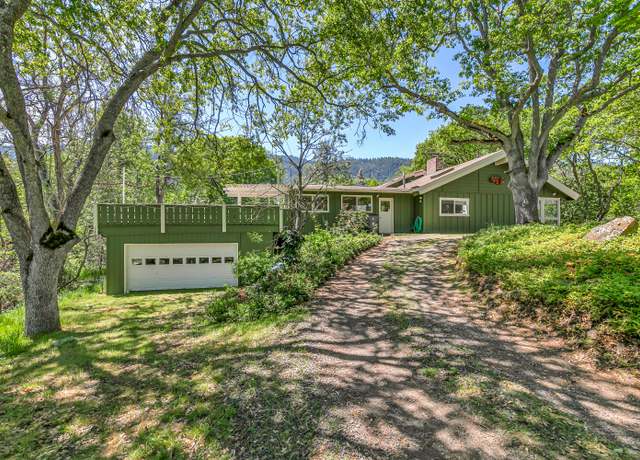 Property at 1140 Old Hwy 99 S, Ashland, OR 97520, 3 beds, 2.5 baths