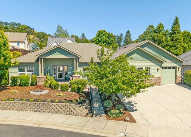 Property at 571 Old Waverly Way, Eagle Point, OR 97524, 4 beds, 3 baths