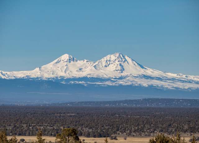 Property at 15248 SW Carida Ct, Powell Butte, OR 97753