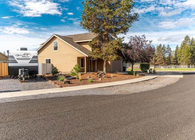 Property at 51393 Apache Tears Ct, La Pine, OR 97739, 3 beds, 2.5 baths