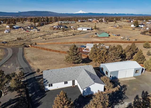 Property at 12771 SW Deer Crossing Pl, Terrebonne, OR 97760, 3 beds, 2 baths