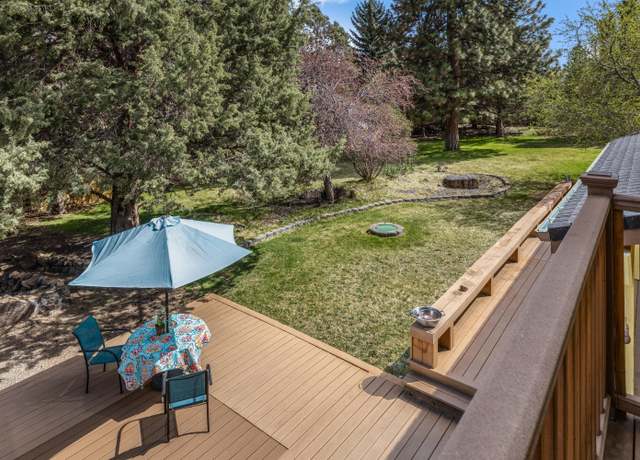 Property at 61336 Mount Vista Dr, Bend, OR 97702, 4 beds, 4 baths