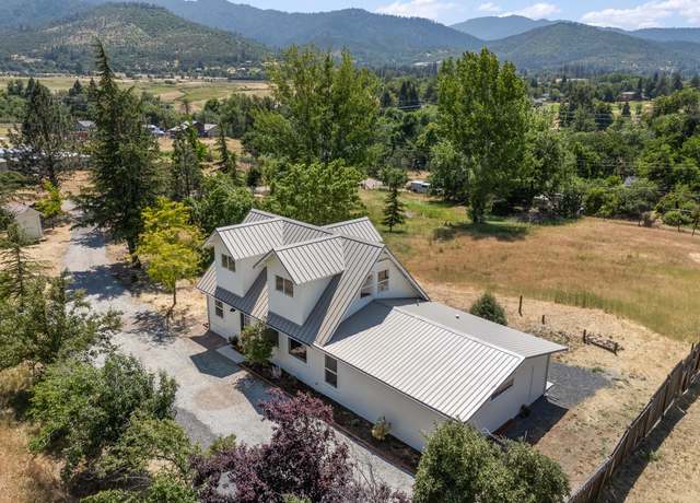 Property at 135 Maywood Way, Ashland, OR 97520, 4 beds, 2.5 baths