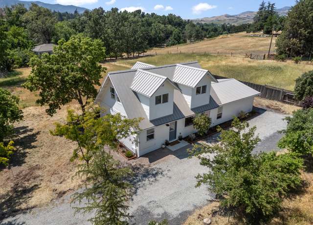 Property at 135 Maywood Way, Ashland, OR 97520, 4 beds, 2.5 baths