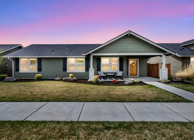 Property at 1777 NE 5th St, Redmond, OR 97756, 3 beds, 2 baths