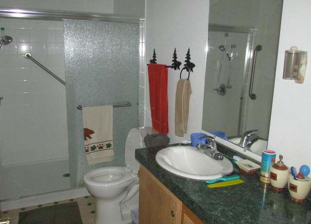 Property at 4762 Sayler St, Klamath Falls, OR 97603, 3 beds, 2 baths