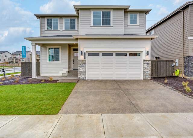 Property at 3907 NE Oakside Lp, Bend, OR 97701, 3 beds, 2.5 baths