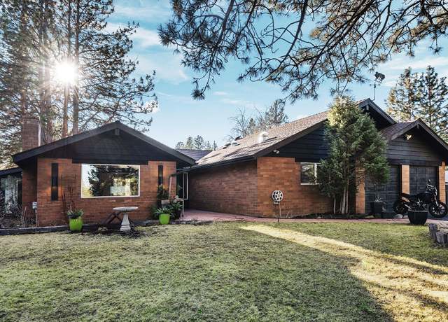 Property at 20409 Pine Vista Dr, Bend, OR 97702, 3 beds, 2 baths