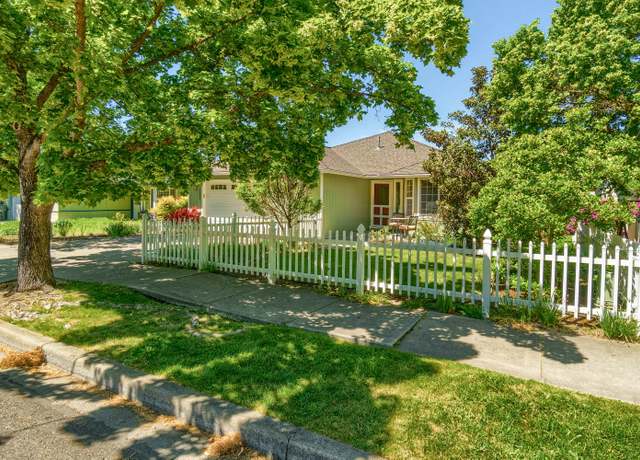 Property at 1233 Orchid St, Ashland, OR 97520, 3 beds, 2 baths