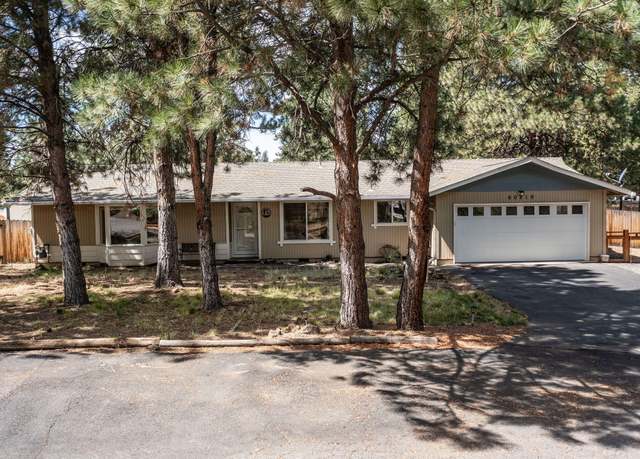 Property at 60819 Brighton Ct, Bend, OR 97702, 3 beds, 2 baths