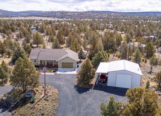 Property at 4948 S Sioux Loop, Prineville, OR 97754, 3 beds, 2 baths