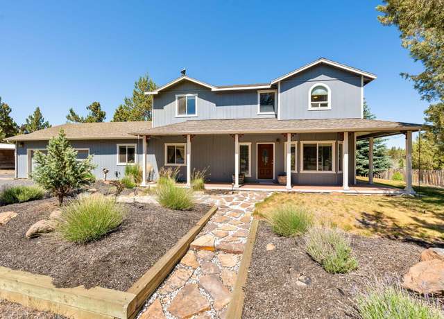 Property at 70325 Club Rd, Sisters, OR 97759, 3 beds, 3.5 baths