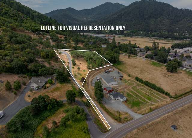 Property at 5500 Red Tail Ln, Rogue River, OR 97537