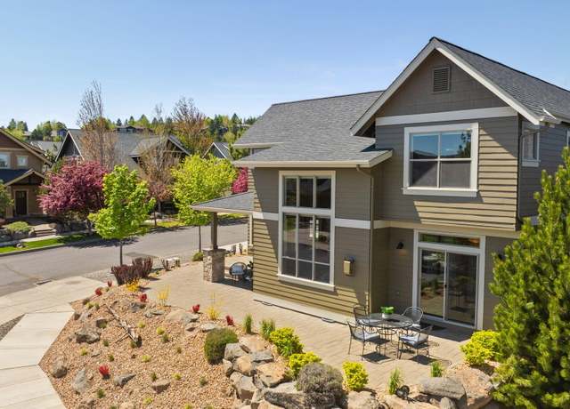 Property at 626 NW Compass Ln, Bend, OR 97703, 3 beds, 3 baths