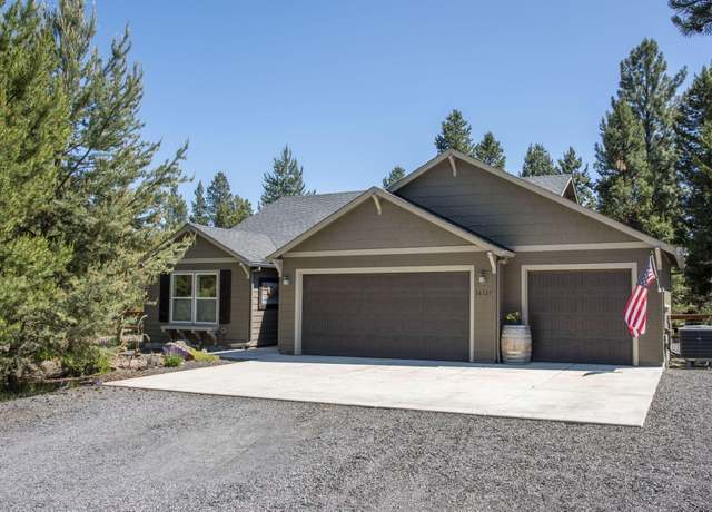 Property at 16121 Lava Dr, La Pine, OR 97739, 3 beds, 2 baths