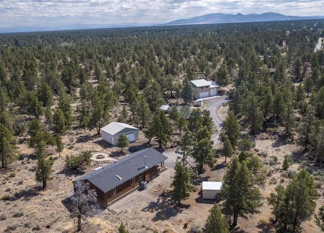 Property at 64401 Deschutes Market Rd, Bend, OR 97701, 3 beds, 2 baths