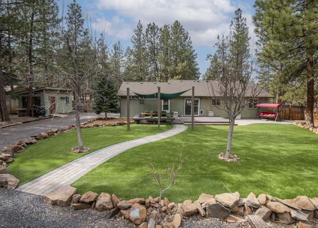 Property at 70136 Cayuse Dr, Sisters, OR 97759, 2 beds, 1 bath