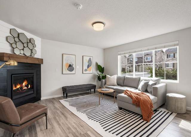 Property at 20586 SE Cameron Ave, Bend, OR 97702, 3 beds, 2.5 baths