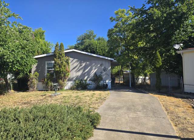 Property at 522 Meadow Ln, Eagle Point, OR 97524, 3 beds, 2 baths