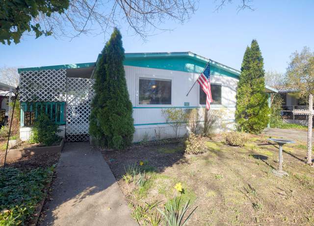 Property at 333 Beechwood Dr, Grants Pass, OR 97526, 2 beds, 1 bath