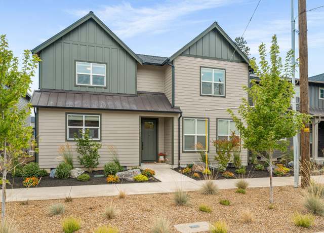 Property at 20211 Glen Vista Rd, Bend, OR 97703, 4 beds, 3.5 baths