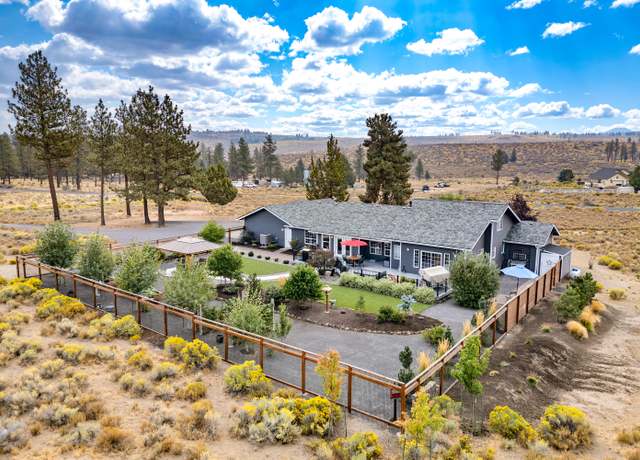 Property at 59963 Edmonton Dr, Bend, OR 97702, 3 beds, 3 baths