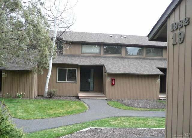 Property at 1986 Redtail Hawk Dr Unit RV 17-I, Redmond, OR 97756, 2 beds, 2 baths