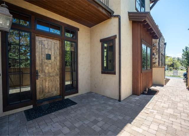 Property at 65670 Swallows Nest Ln, Bend, OR 97701, 3 beds, 3.5 baths