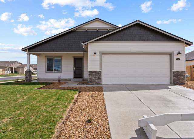 Property at 326 NW Par Ave #93, Madras, OR 97741, 4 beds, 2 baths