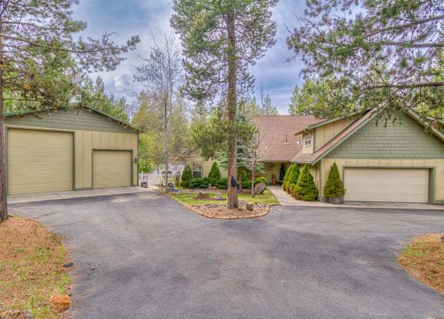Property at 55819 Osprey Rd, Bend, OR 97707, 3 beds, 2.5 baths