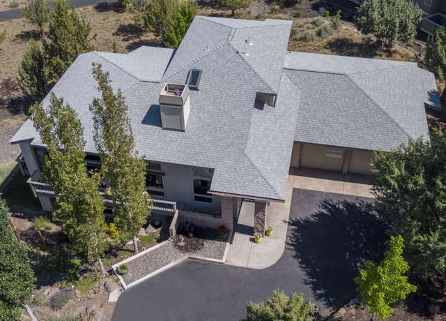 Property at 893 Highland View Loop, Redmond, OR 97756, 3 beds, 3.5 baths