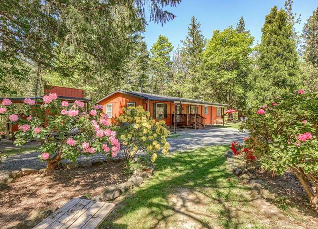 Property at 7211 W Evans Creek Rd, Rogue River, OR 97537, 3 beds, 2 baths