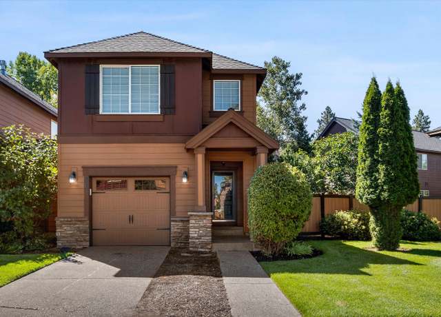 Property at 20261 Ellie Ln, Bend, OR 97703, 3 beds, 2.5 baths