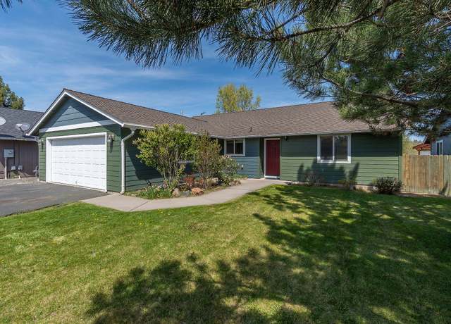 Property at 623 SE Conifer Ct, Madras, OR 97741, 4 beds, 2 baths