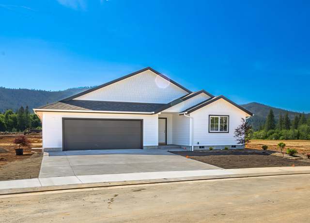 Property at 1154 Cascade Loop #7, Cave Junction, OR 97523, 3 beds, 2 baths