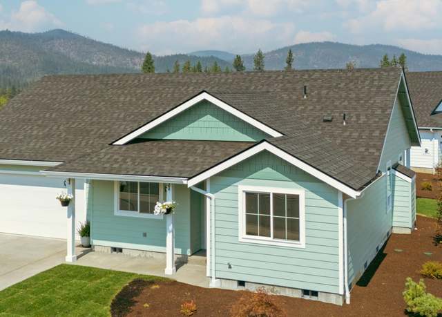 Property at 1106 Cascade Loop, Cave Junction, OR 97523, 3 beds, 2 baths
