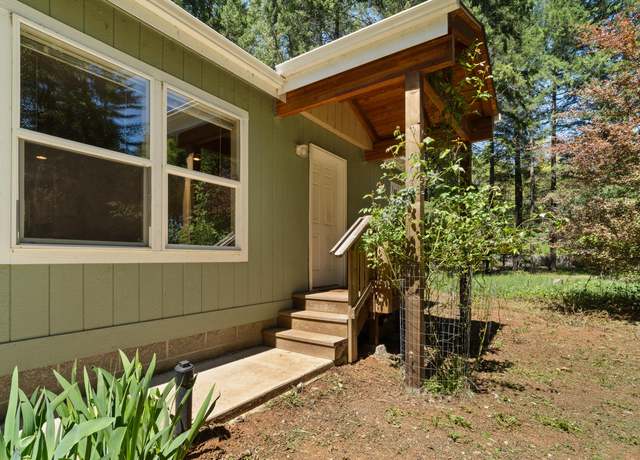 Property at 543 Pinewood Way, Cave Junction, OR 97523, 3 beds, 2 baths