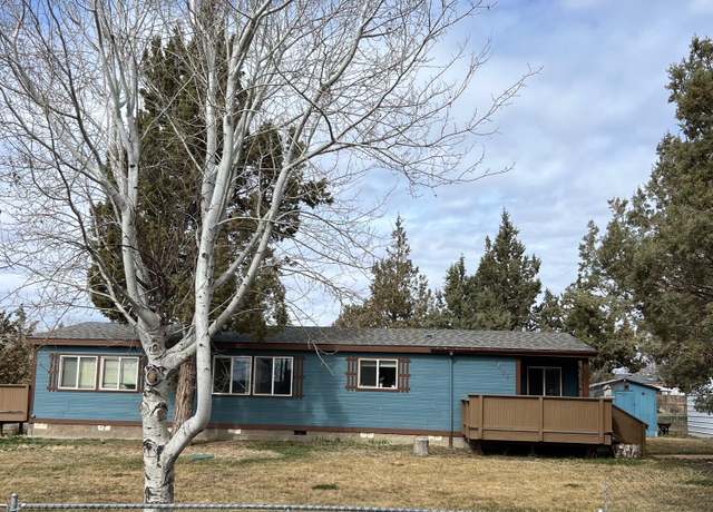 Property at 1605 F Ave, Terrebonne, OR 97760, 2 beds, 2 baths