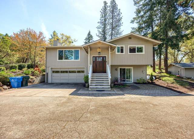 Property at 356 Brooke Ln, Grants Pass, OR 97527, 3 beds, 3 baths