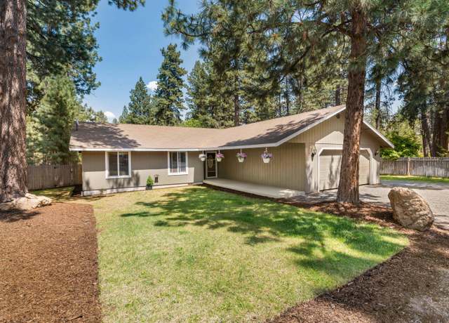 Property at 60068 Minnetonka Ln, Bend, OR 97702, 3 beds, 2 baths
