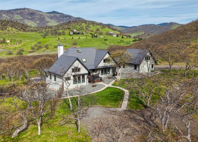 Property at 11444 Corp Ranch Rd, Ashland, OR 97520, 4 beds, 3.5 baths