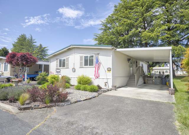 Property at 112 Wedgewood Dr, Grants Pass, OR 97526, 3 beds, 2 baths