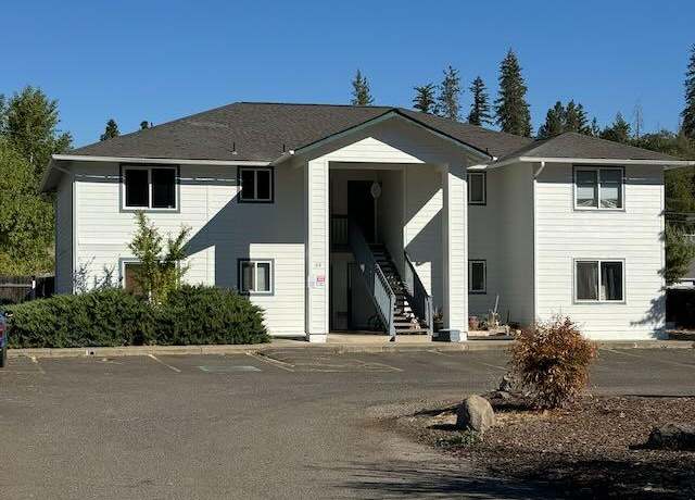 Property at 50 Dion Ct, Shady Cove, OR 97539, 8 beds, 8 baths