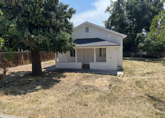 Property at 310 Iowa St, Klamath Falls, OR 97601, 3 beds, 1 bath