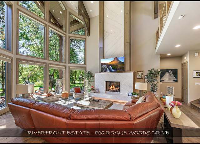 Property at 880 Rogue Wood Dr, White City, OR 97503, 3 beds, 3.5 baths