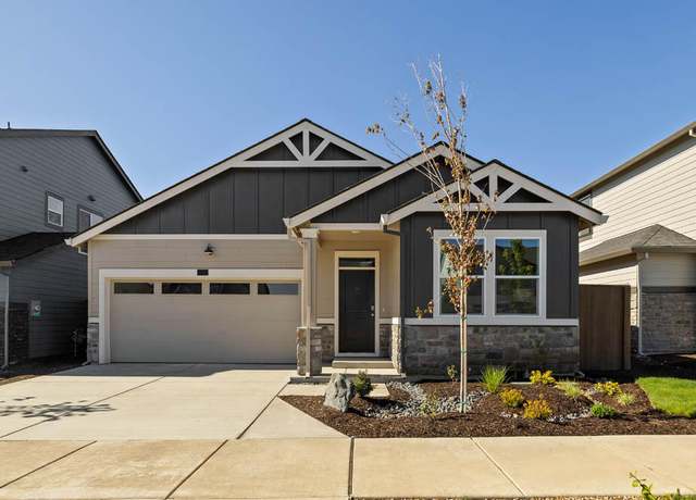 Property at 21608 SE Fuji Dr, Bend, OR 97702, 3 beds, 2 baths
