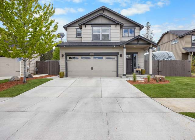 Property at 20613 SE Meadowsweet Dr, Bend, OR 97702, 3 beds, 2.5 baths