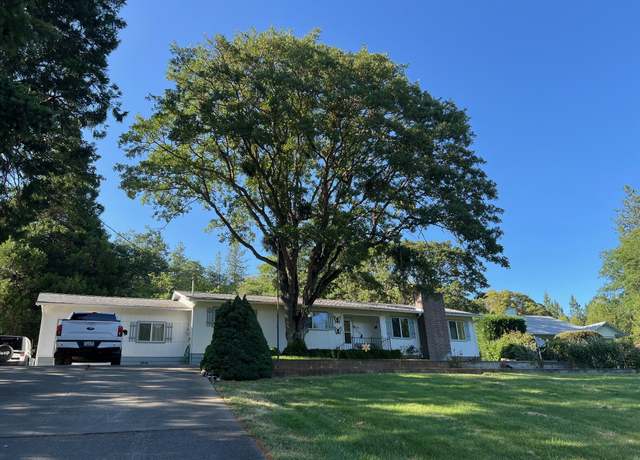 Property at 50 Tenney Dr, Rogue River, OR 97537, 3 beds, 2 baths
