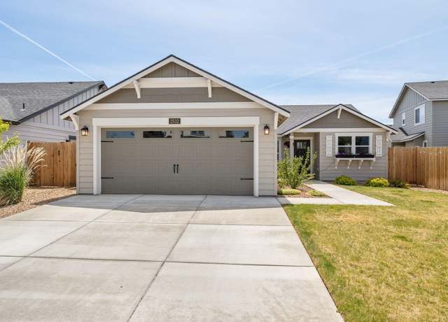 Property at 2532 NW Upas Way, Redmond, OR 97756, 3 beds, 2 baths