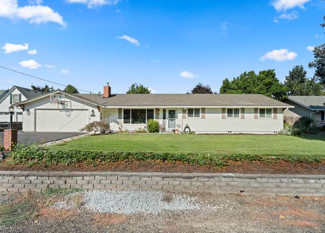 Property at 5283 Teresa Way, Central Point, OR 97502, 4 beds, 2 baths